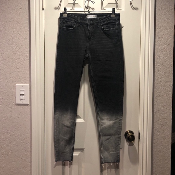 Zara basic denim jeans - Picture 1 of 4